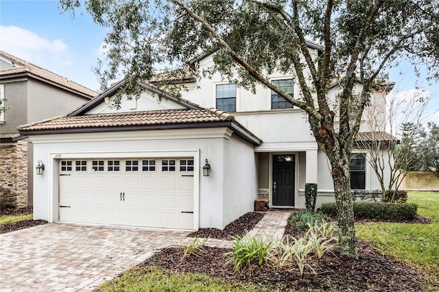 view of front of house featuring a garage