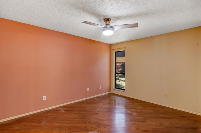 3002 Clubview Dr, Orlando, FL 32822 - unfurnished room with a textured ceiling, a ceiling fan, wood finished floors, and baseboards