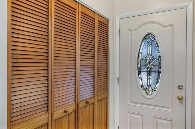 3002 Clubview Dr, Orlando, FL 32822 - view of entryway