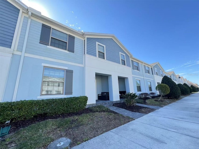 view of front of property with stucco siding