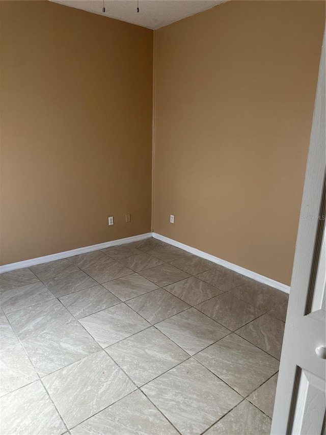 975 Gascony Ct, Kissimmee, FL 34759 - photo 15