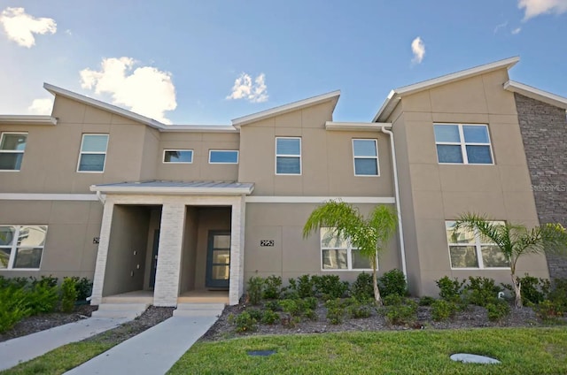 view of townhome / multi-family property