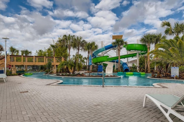 view of swimming pool