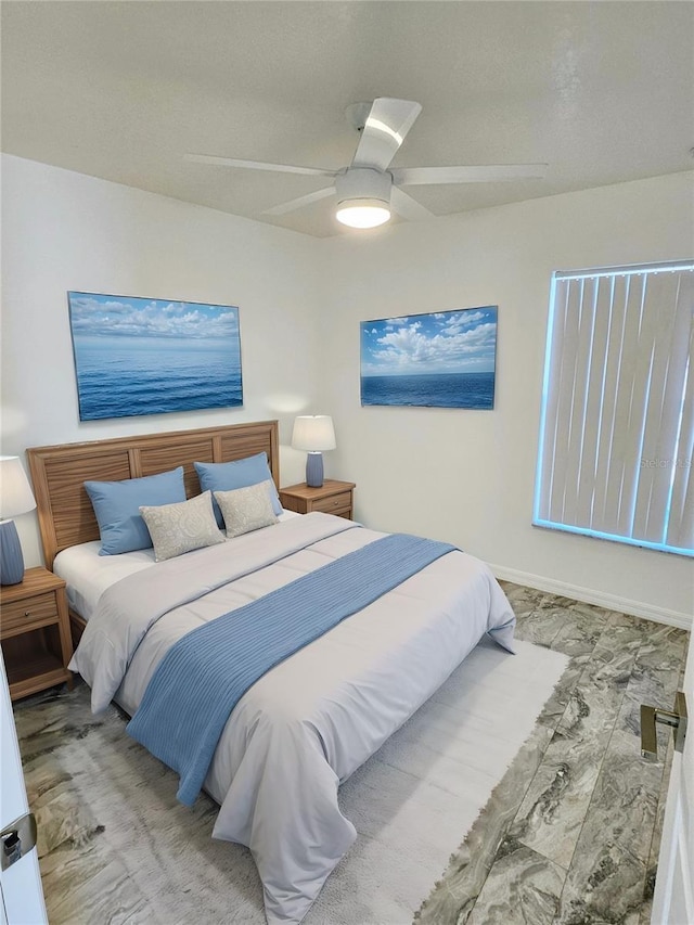 bedroom with ceiling fan