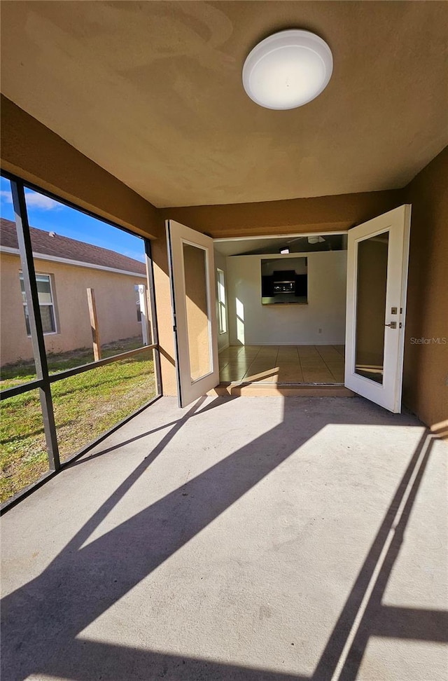 view of unfurnished sunroom