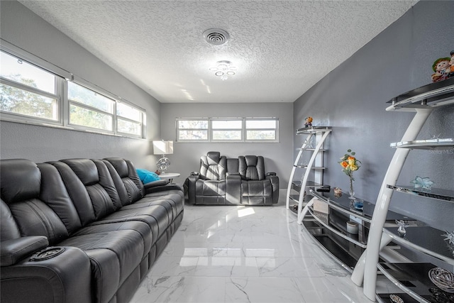 5006 Monet Ave, Belle Isle, FL 32812 - living room with a textured ceiling