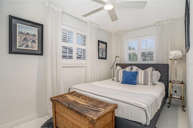 bedroom featuring ceiling fan