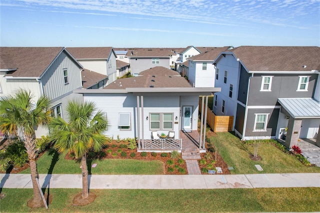 view of front facade with a front yard