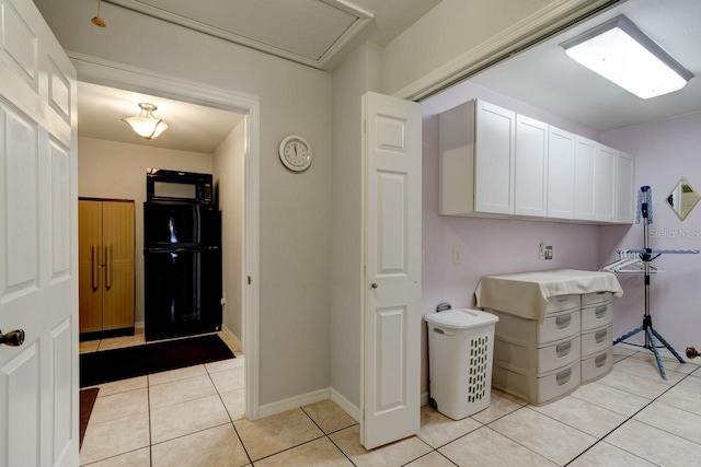 washroom featuring light tile patterned floors