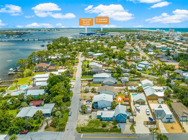 bird's eye view with a water view