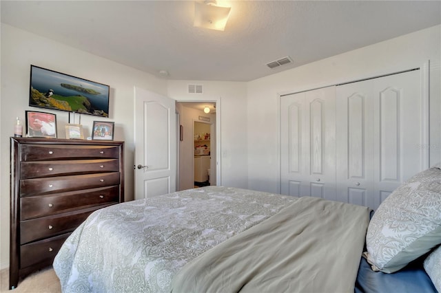 bedroom with a closet