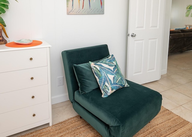 sitting room featuring light tile patterned flooring