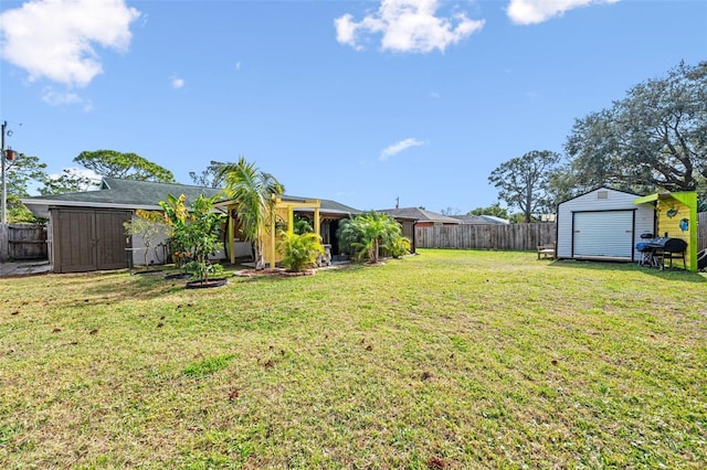 view of yard with a storage shed