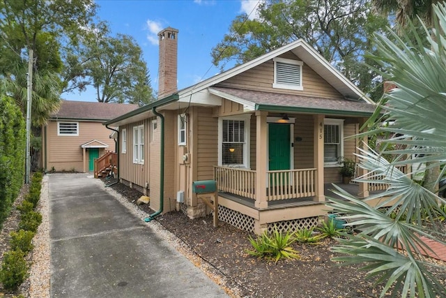 bungalow-style house with covered porch