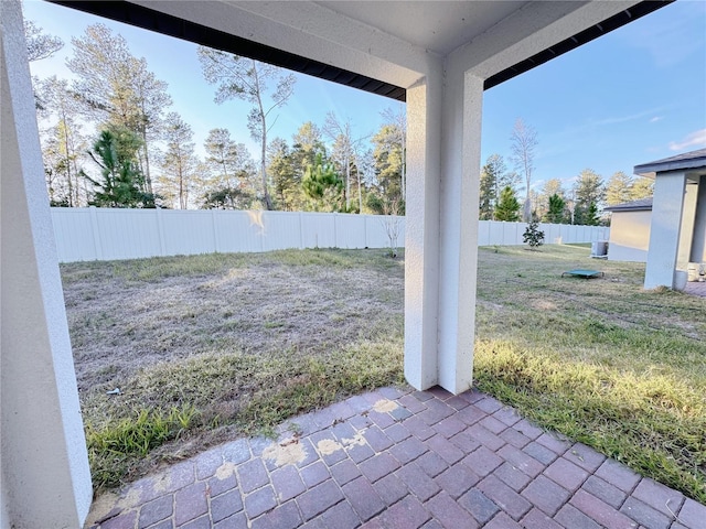 view of yard with a patio