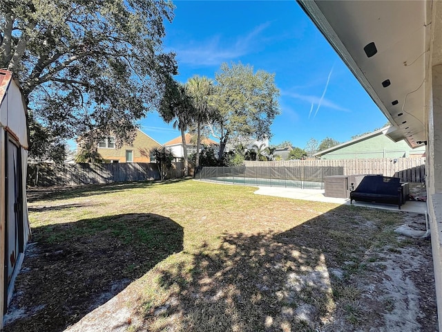 view of yard with a patio