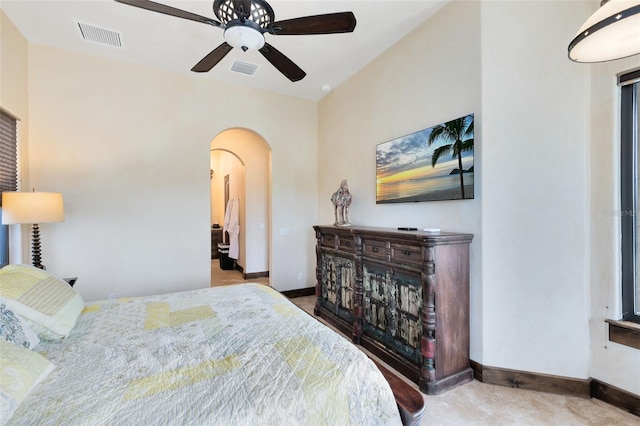 bedroom with ceiling fan