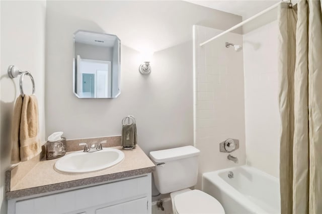5413 Hansel Ave Unit K10, Orlando, FL 32809 - full bath featuring vanity and shower / bath combination with curtain