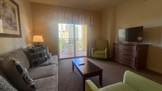 8112 Poinciana Blvd, Orlando, FL 32821 - view of carpeted living room