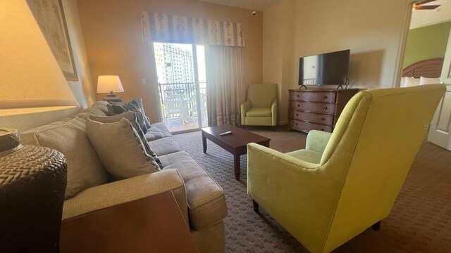 8112 Poinciana Blvd, Orlando, FL 32821 - view of carpeted living area
