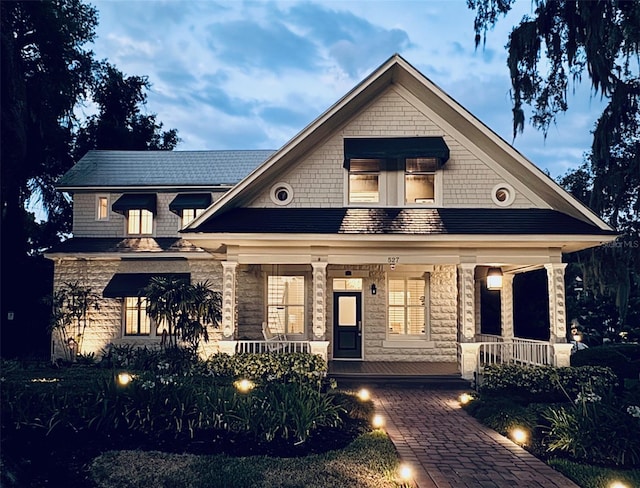 view of front of home featuring a porch