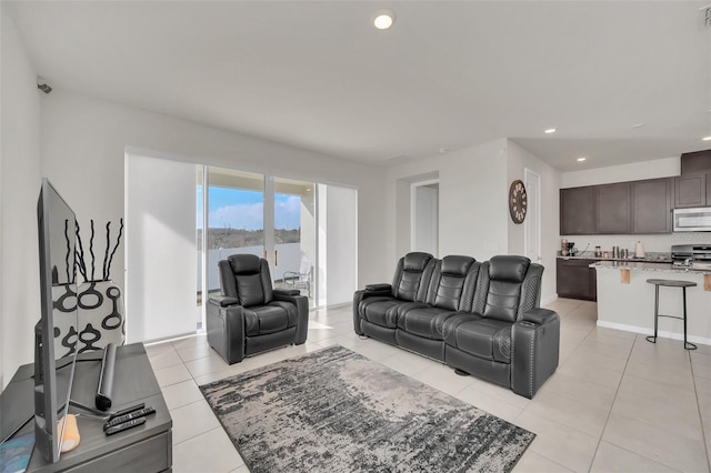 283 Archer Way, Haines City, FL 33844 - view of tiled living room
