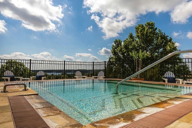 view of swimming pool