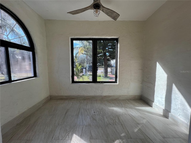 empty room with ceiling fan