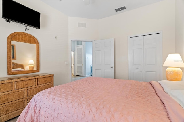 bedroom with a closet