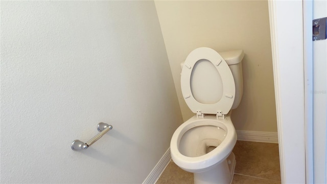 bathroom featuring toilet