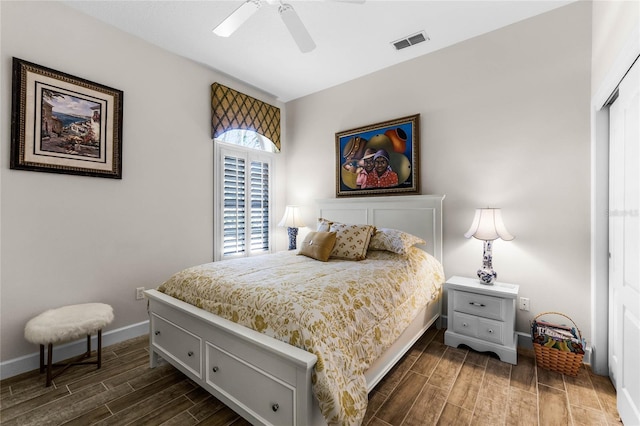 bedroom featuring ceiling fan