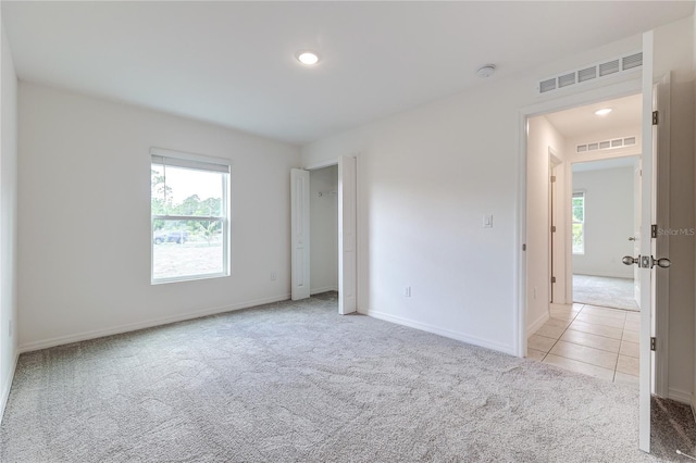 view of carpeted spare room