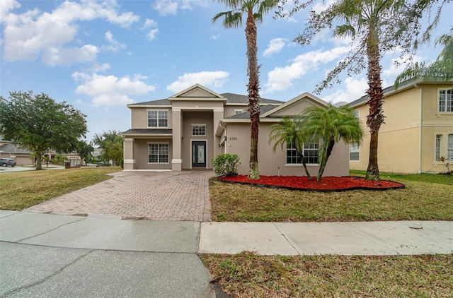 view of front of property with a front yard