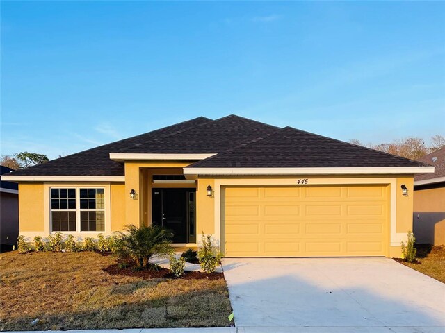 view of front facade with a garage