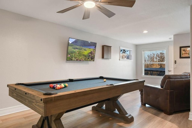 playroom with billiards, light hardwood / wood-style floors, and ceiling fan