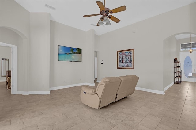 living room featuring ceiling fan