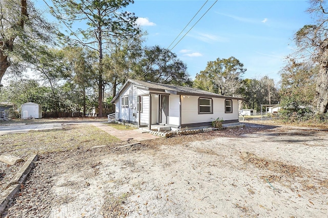 manufactured / mobile home with a storage unit