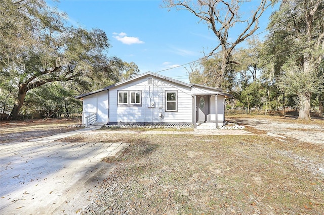 view of front of property