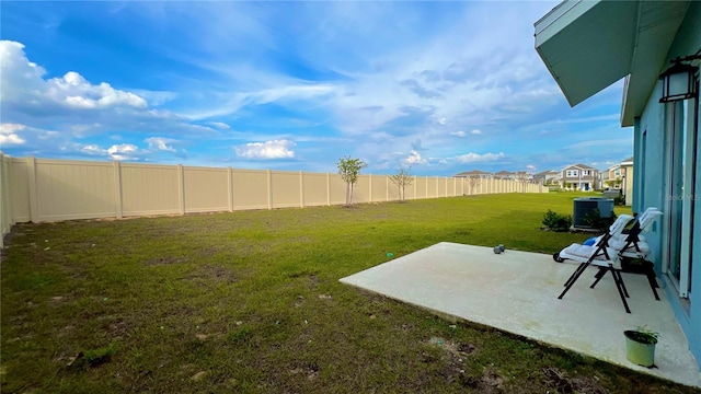 2713 Runners Cir, Clermont, FL 34714 - view of yard with a patio, cooling unit, and a fenced backyard