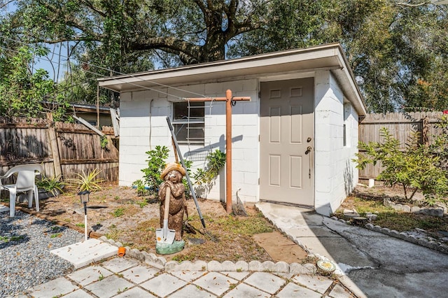 view of outbuilding