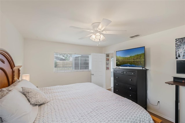 bedroom featuring ceiling fan