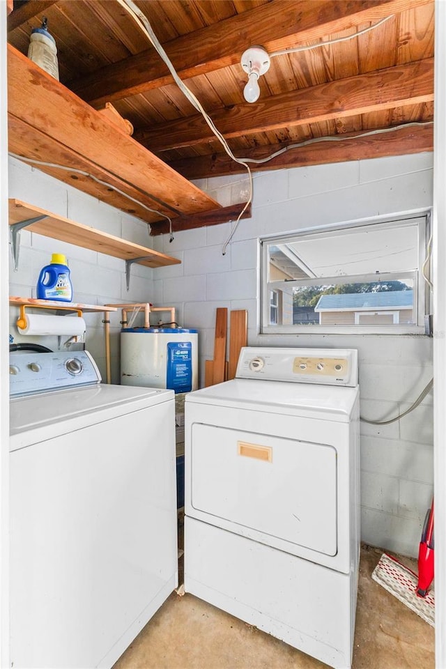 washroom with washer and clothes dryer