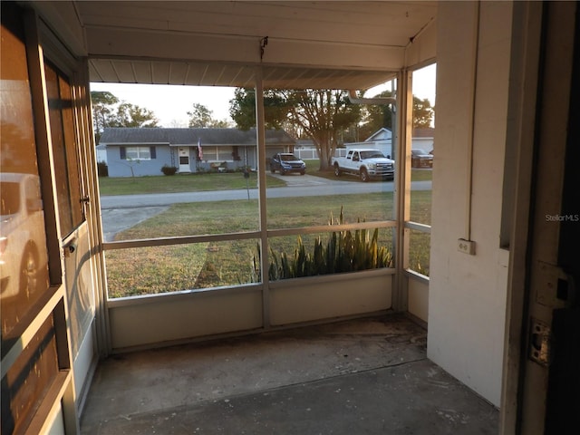 view of unfurnished sunroom