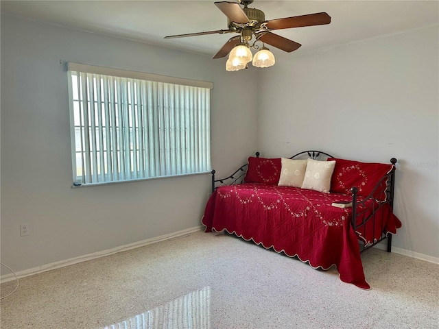 bedroom with ceiling fan