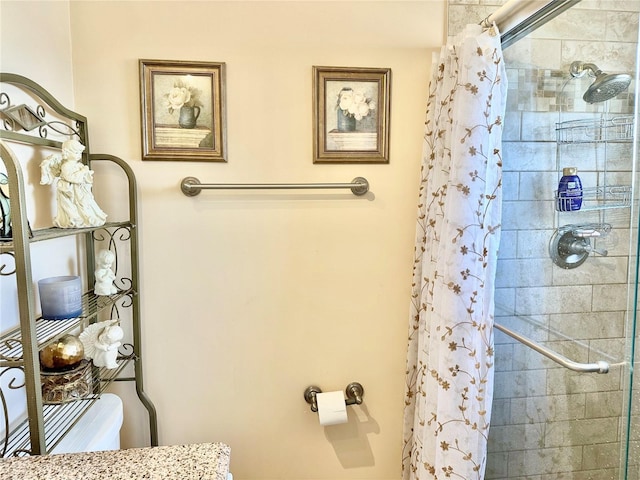 bathroom with curtained shower