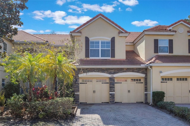 view of front of home featuring a garage