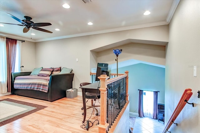 interior space featuring crown molding, recessed lighting, baseboards, and light wood-style floors