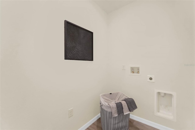5879 Galloping Dr, Apopka, FL 32712 - clothes washing area with baseboards, laundry area, wood finished floors, electric dryer hookup, and hookup for a washing machine