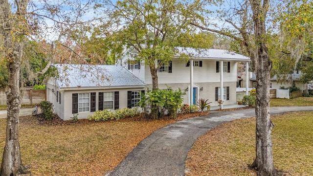 view of front of house