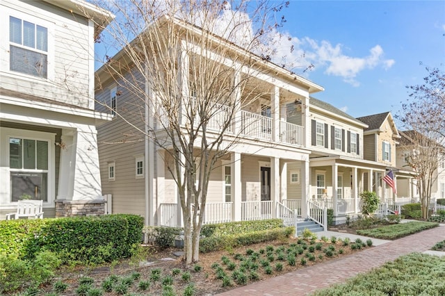 view of front facade featuring a porch